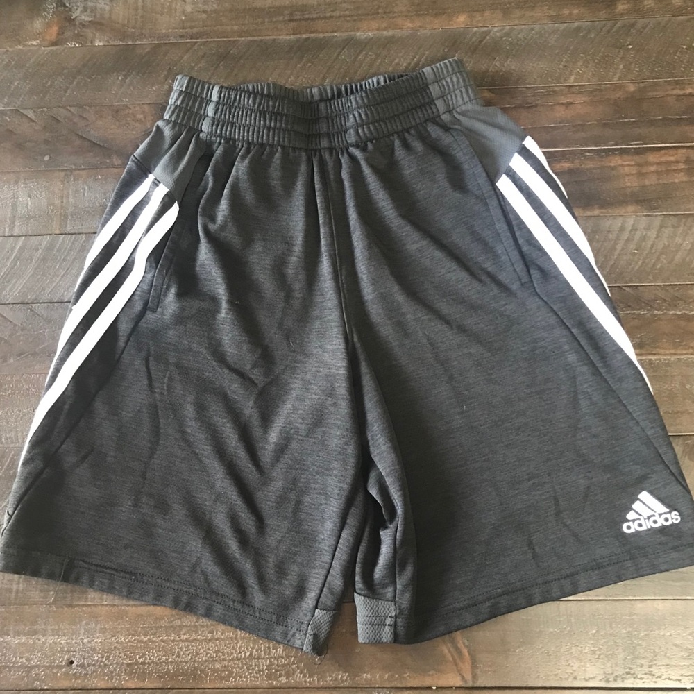 BOYS ADIDAS ATHLETIC SHORTS